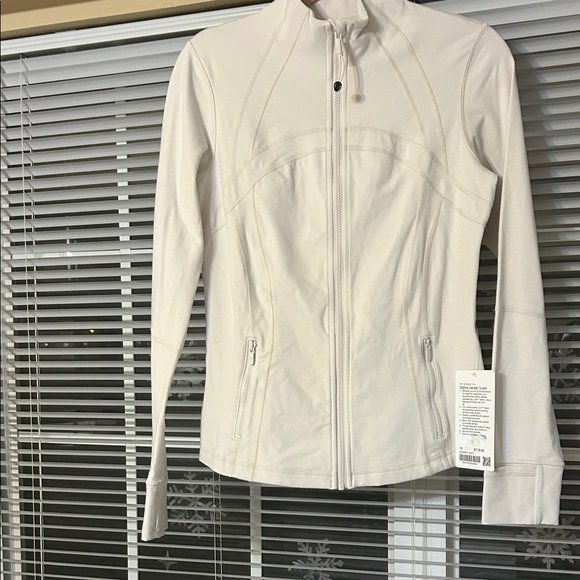lululemon athletica Jackets & Blazers - Lululemon Define Jacket Luon New Size 10
